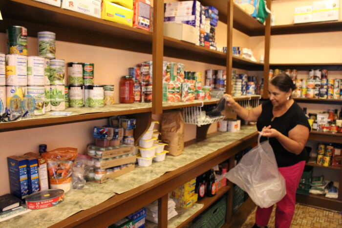 2018-09-05 19.57.58 Kid Friendly Activities that Help Others